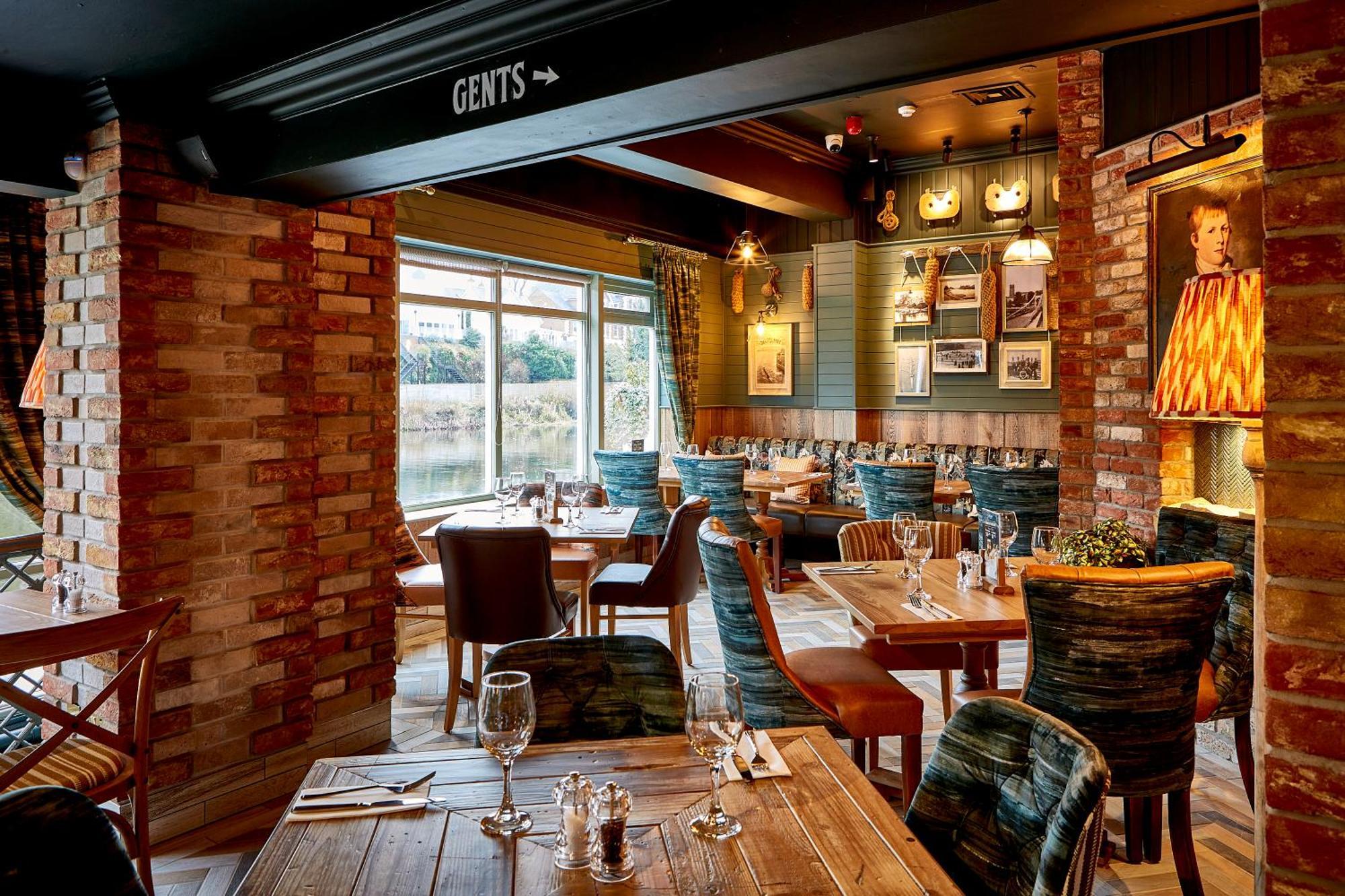The Boathouse Inn & Riverside Rooms Chester Buitenkant foto